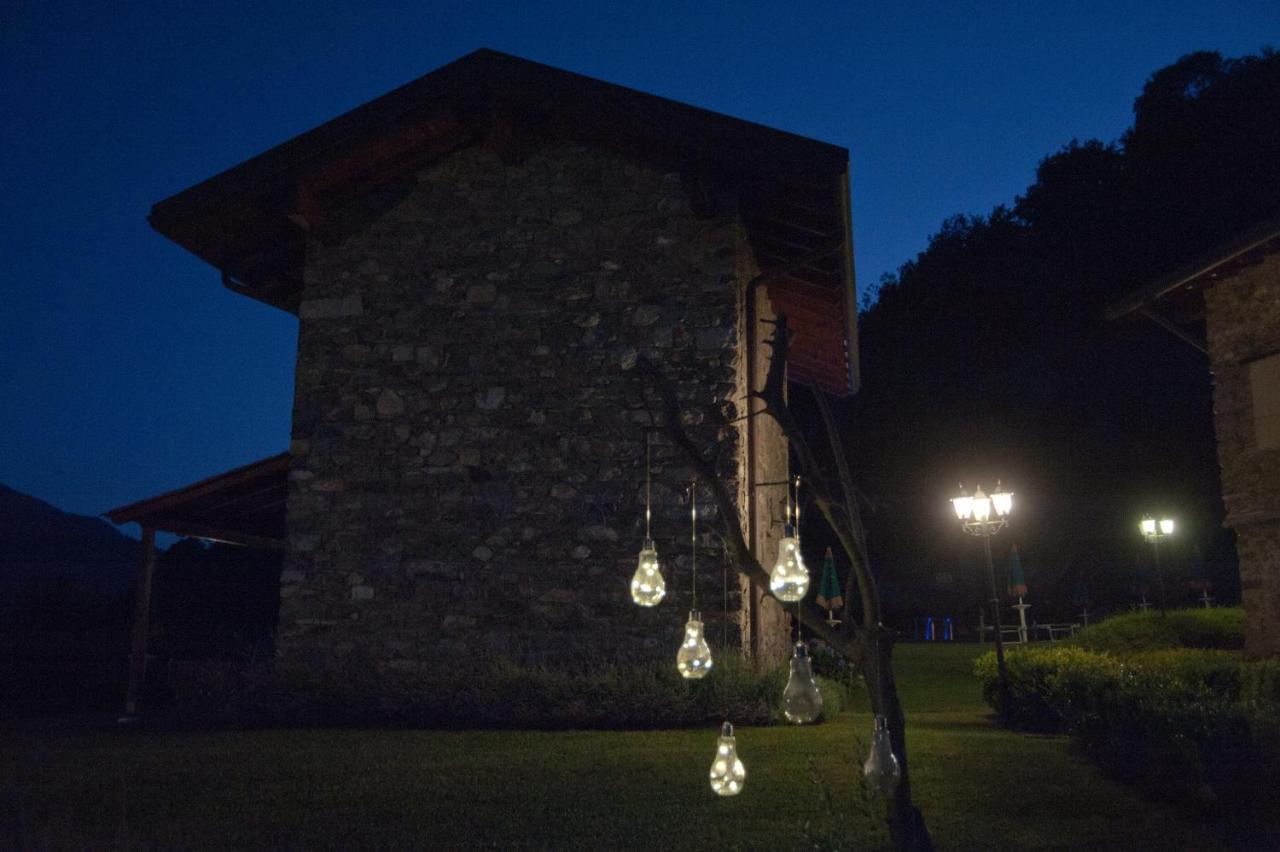 Вілла Borgo Erbiola Коліко Екстер'єр фото