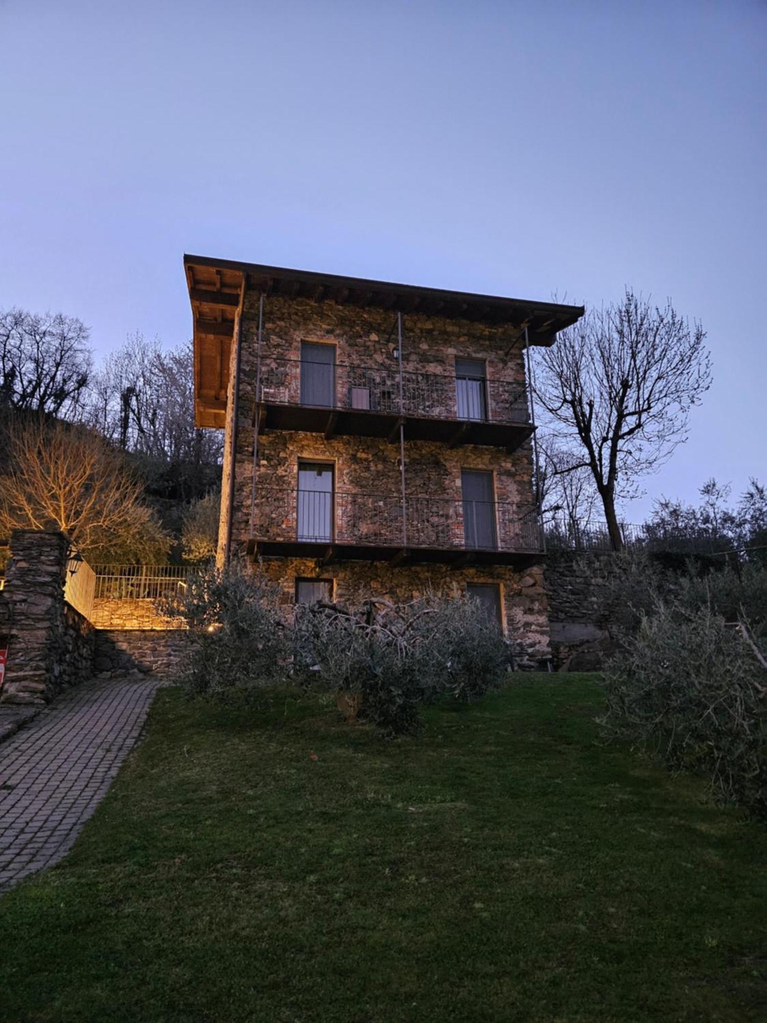 Вілла Borgo Erbiola Коліко Екстер'єр фото